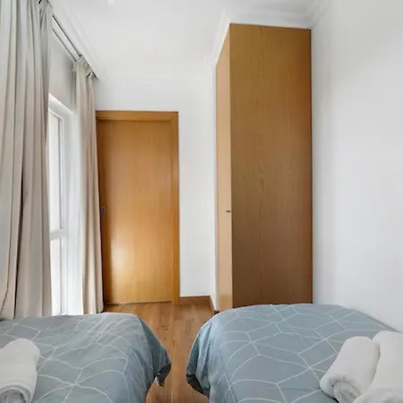 Cozy With Seaview 300m From The