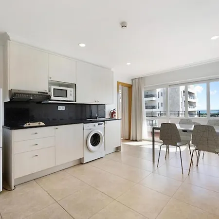 Cozy With Seaview 300m From Vau * Portimão