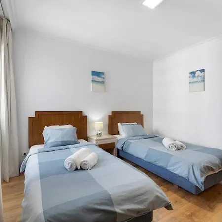 Cozy With Seaview 300m From The *