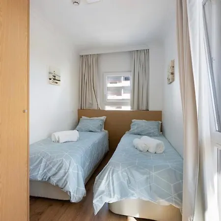 Cozy With Seaview 300m From The