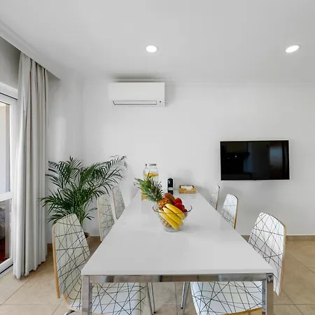 Cozy With Seaview 300m From Vau بورتيماو