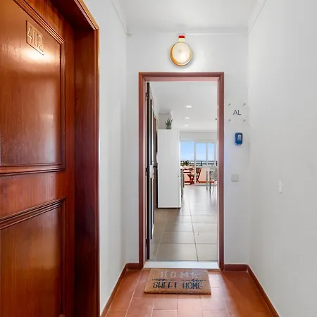 Cozy With Seaview 300m From Vau بورتيماو