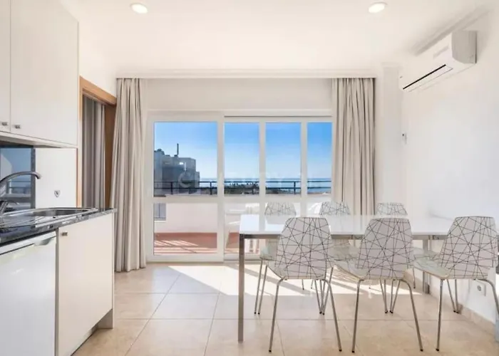 Lägenhet Cozy With Seaview 300m From Vau *