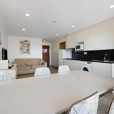 Cozy With Seaview 300m From Vau דירה *